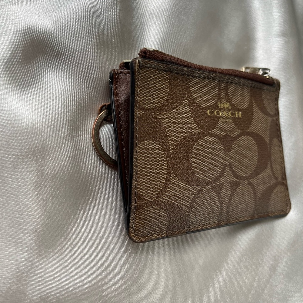 Card holder Keychain - Picture 12 of 16